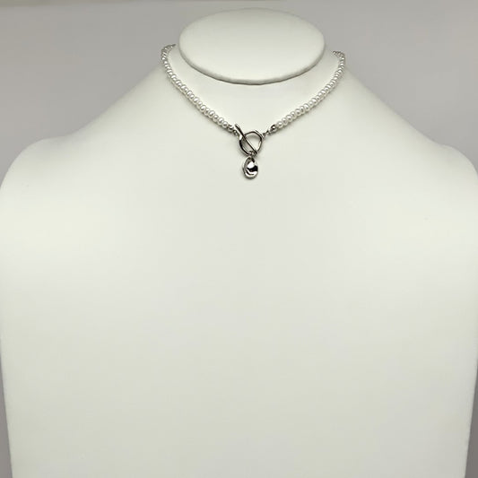 Tear Drop Pendant w/Front Clasp Necklace
