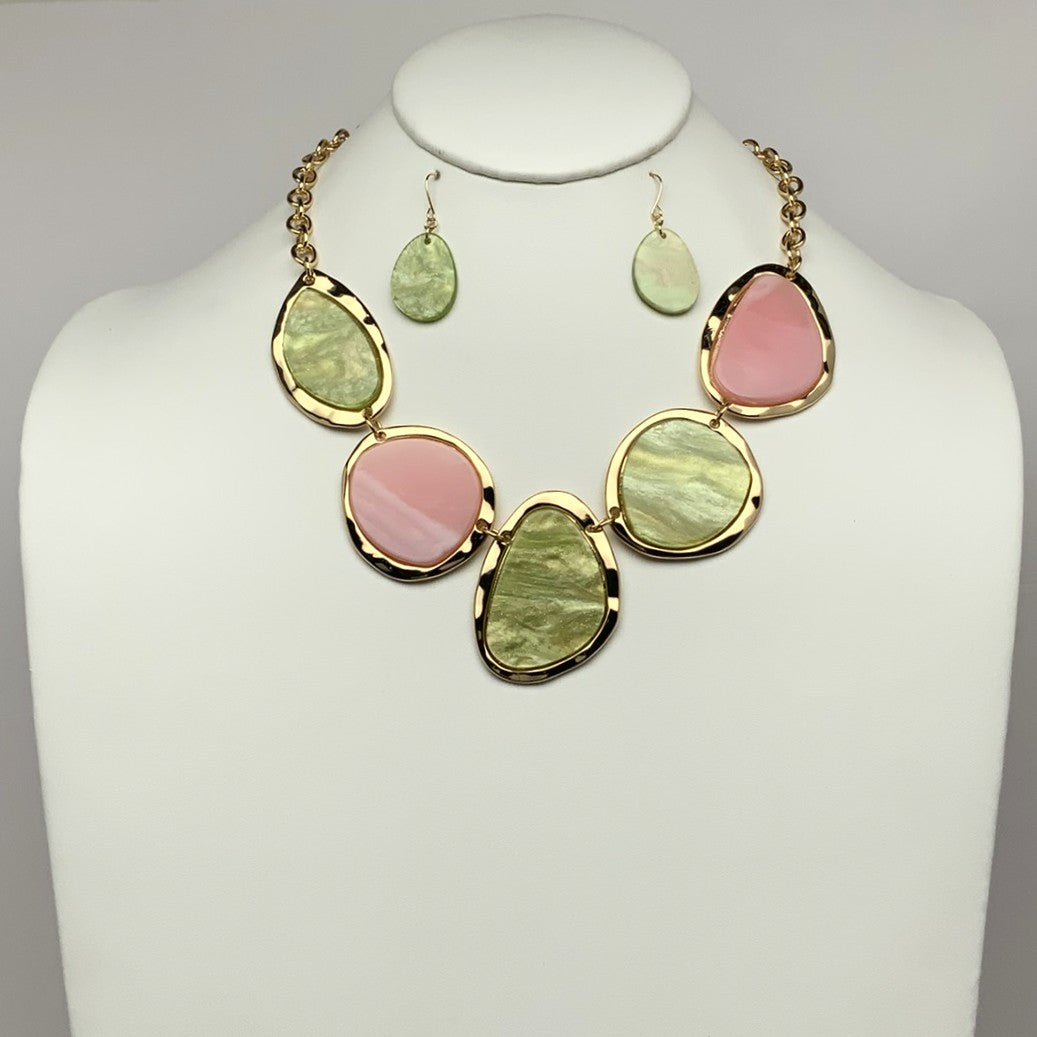 Lucite Necklace Set
