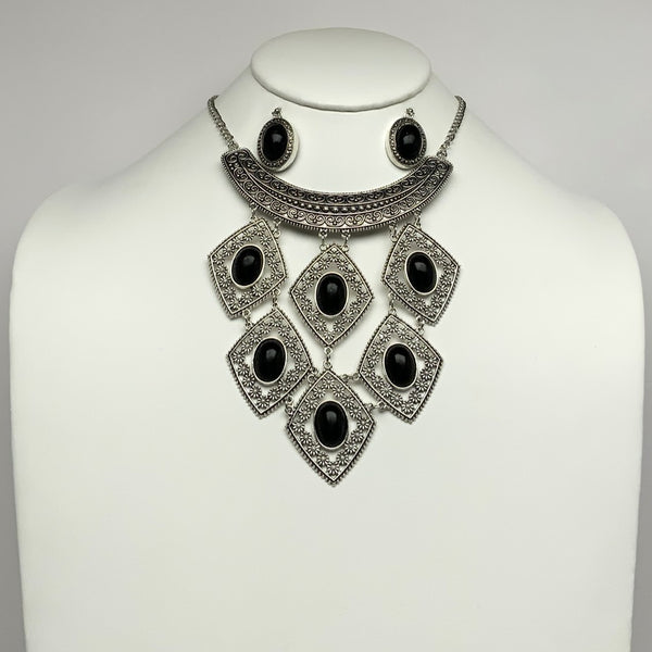 Western Style Diamond Bib Shape Necklace Set
