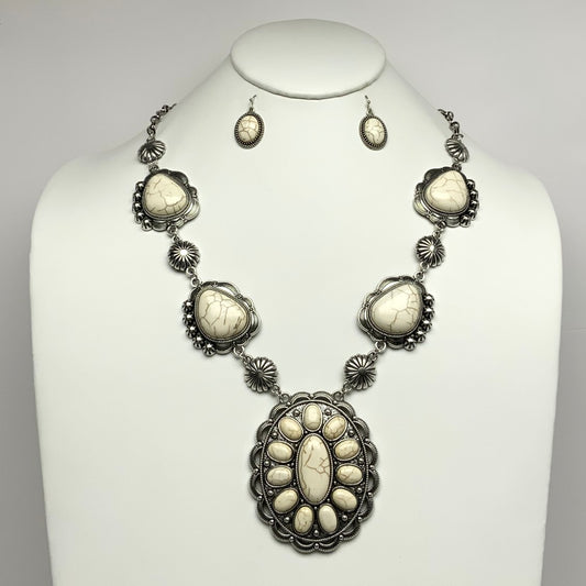 Western Style Long Bib Style Pendant Necklace Set