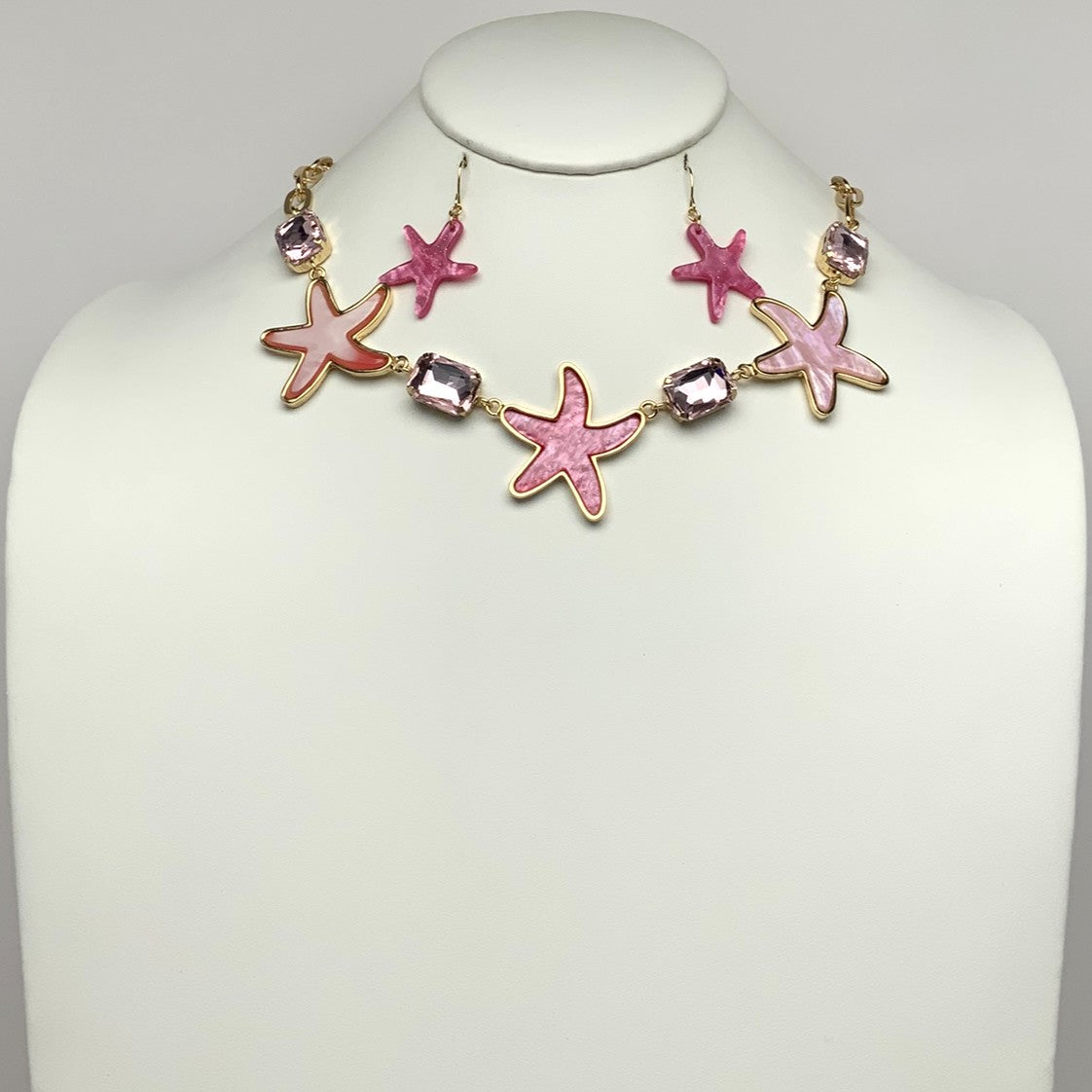 Lucite Starfish Necklace Set
