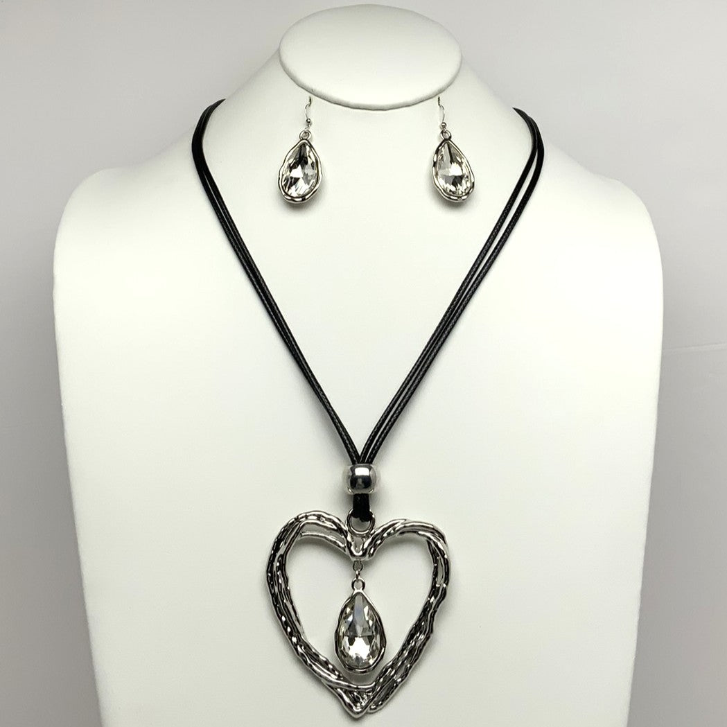 Long Cord Twisted Heart Crystal Center Dangle Drop Necklace Set