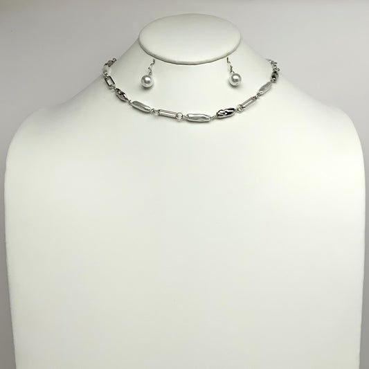 Long Chain and Pearl Necklace