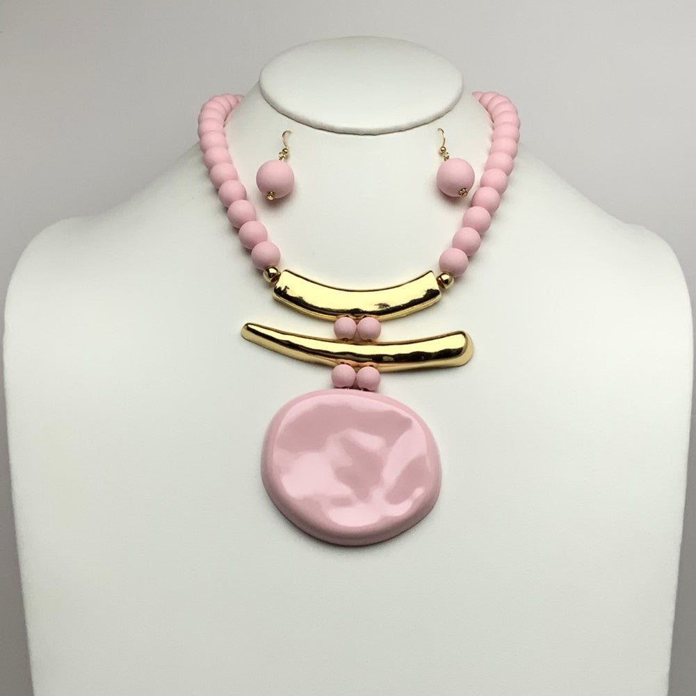 Geometric Accents w/Chunky Beads Necklace