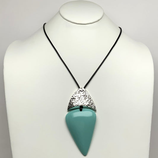 Teardrop Abstract Design Necklace