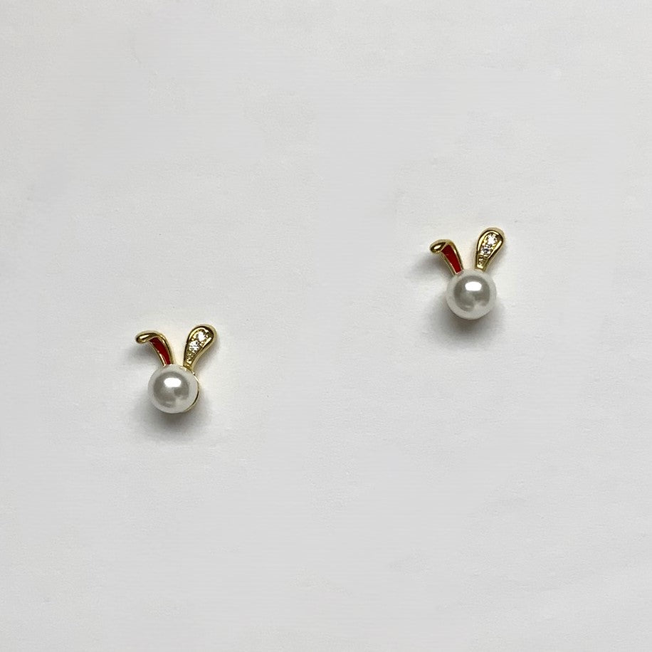Bunny Pearl Earrings