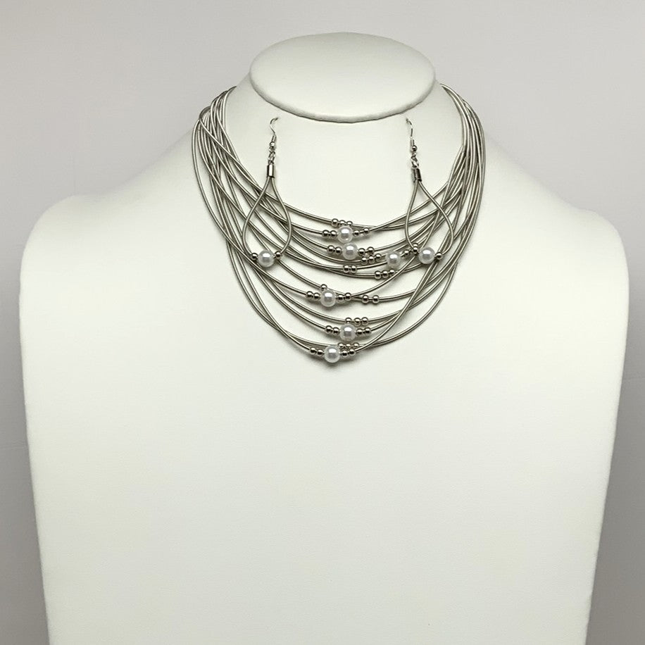 Layered Pearl Pendant Necklace
