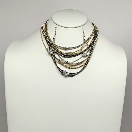 Layered Pearl Pendant Necklace