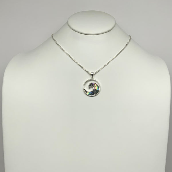 Wave Design Pendant Necklace