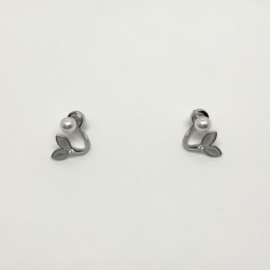Dolphin Tail Cuff Earring