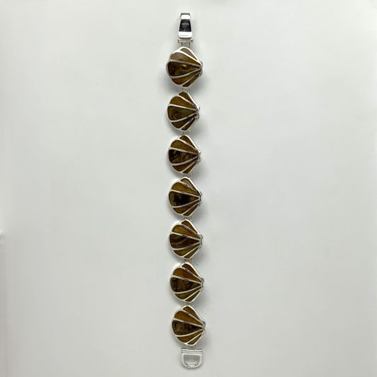 Shell Magnetic Bracelet