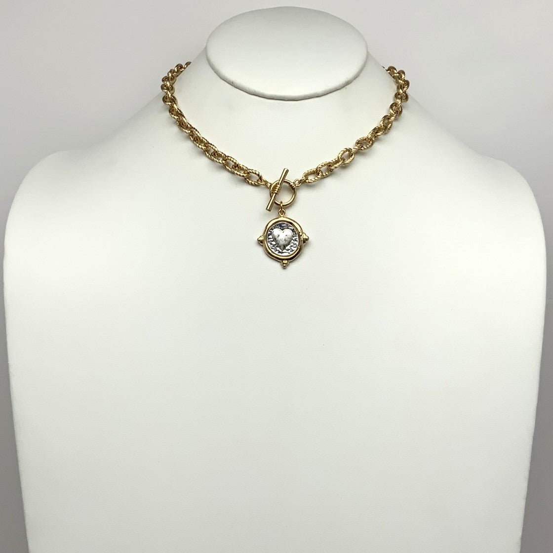 Rustic Heart Print Pendant Toggle Clasp Necklace