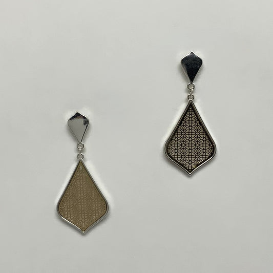 Teardrop Mesh Earrings