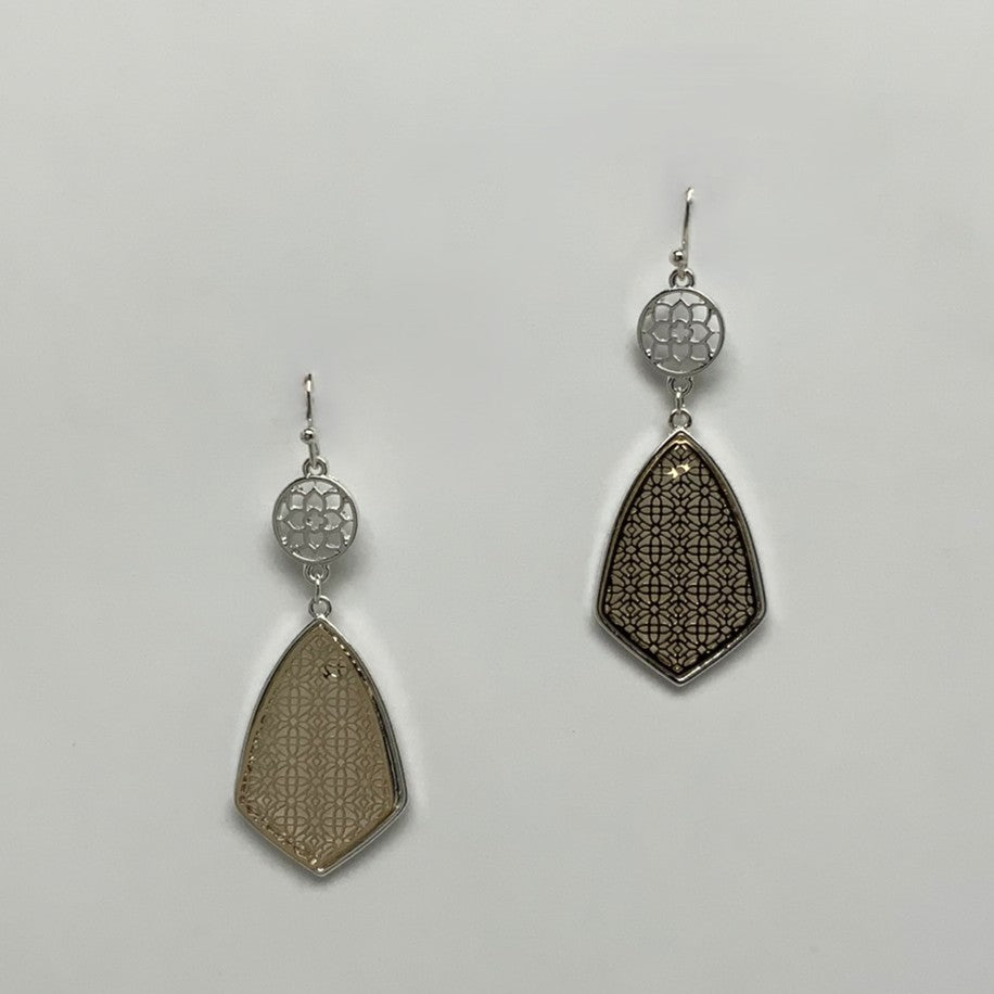 Diamond-etched Filigree Designed Earrings