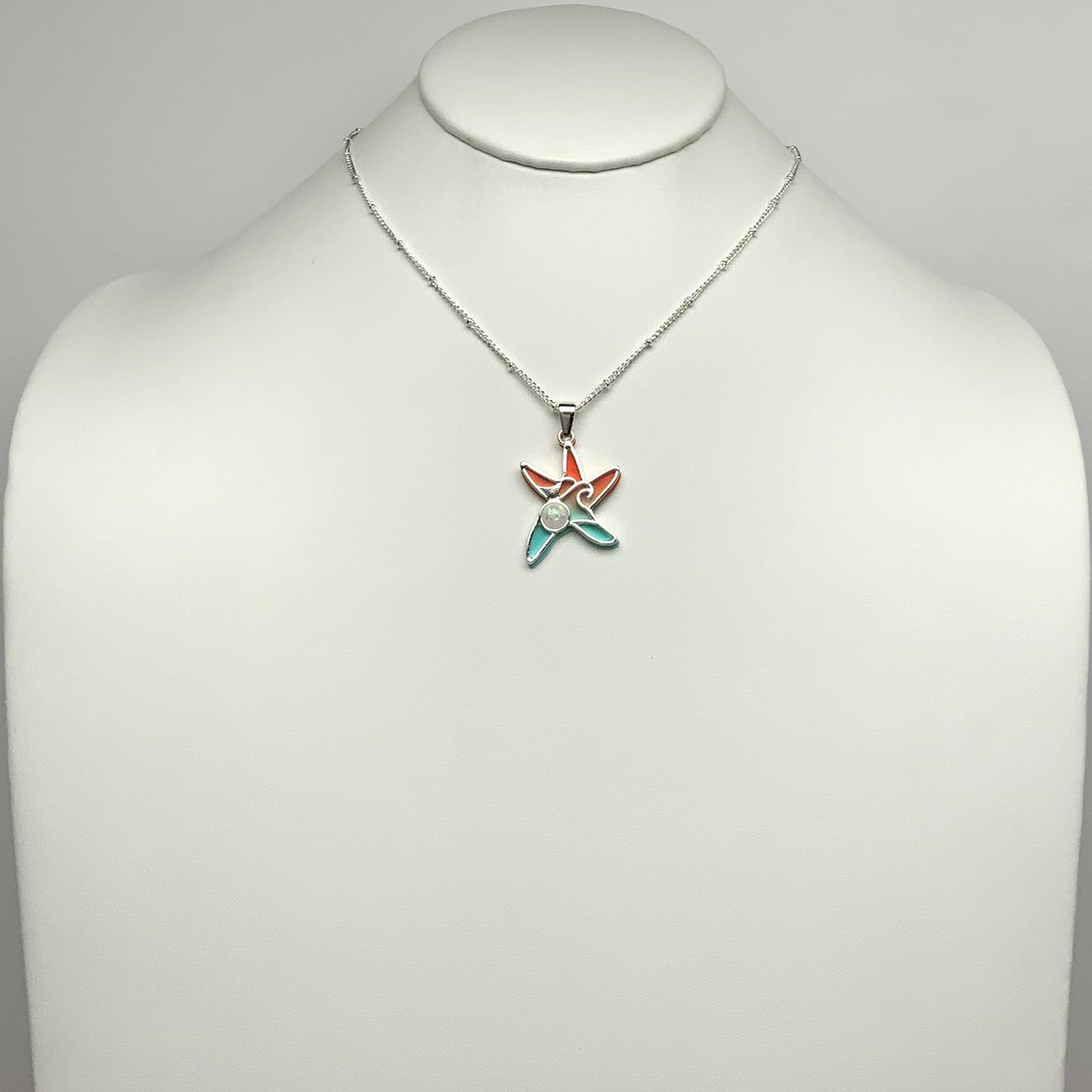 Layered Metal Starfish Charm Pendant Necklace