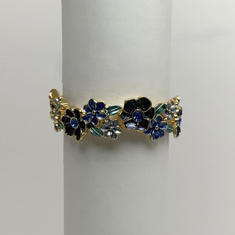 Flower Engraved Bracelet