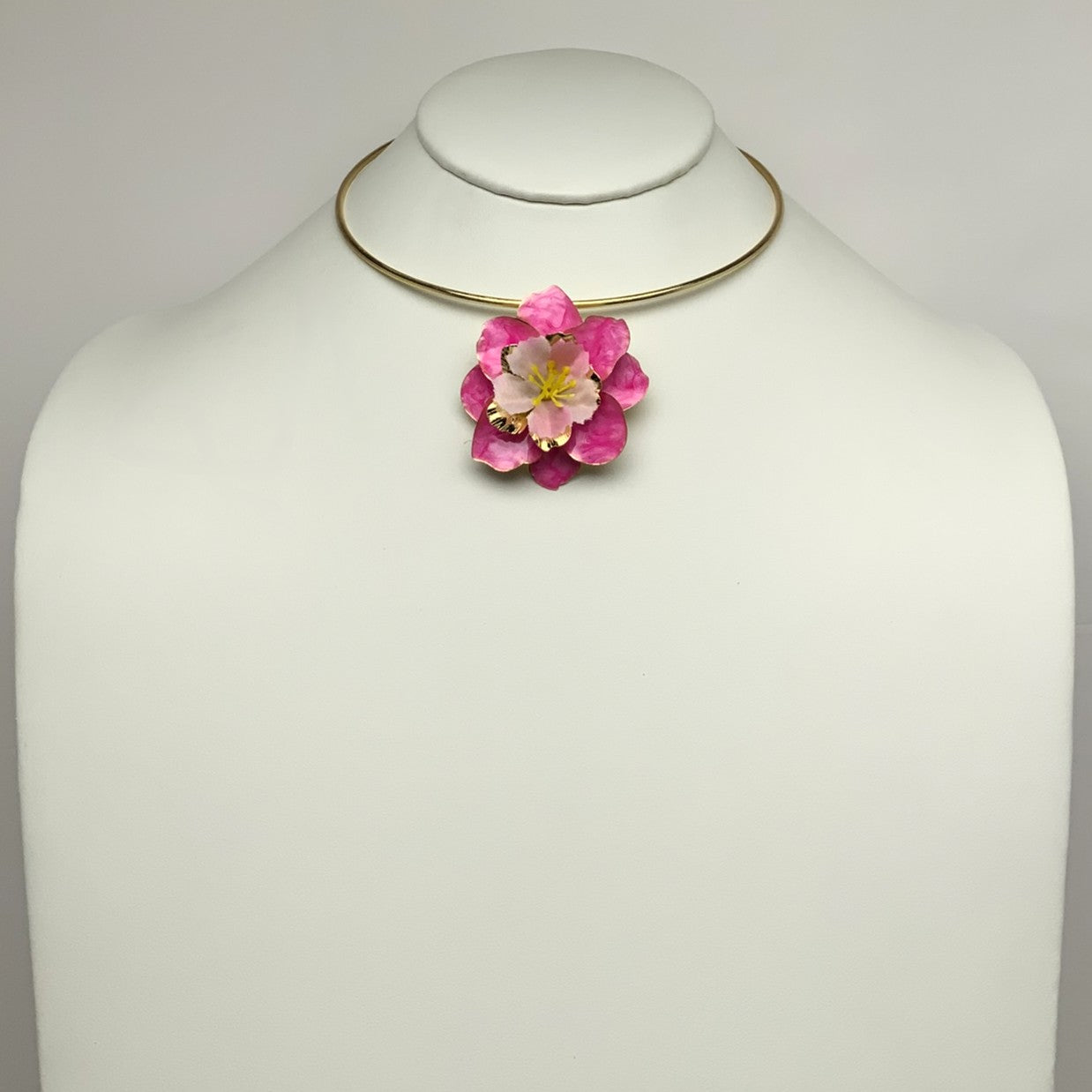 Flower Choker-Style Necklace