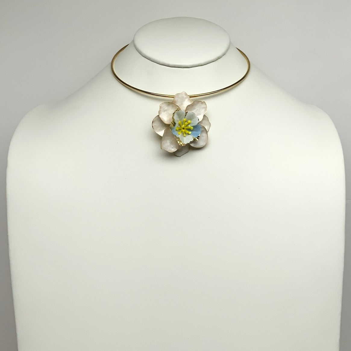 Flower Choker-Style Necklace