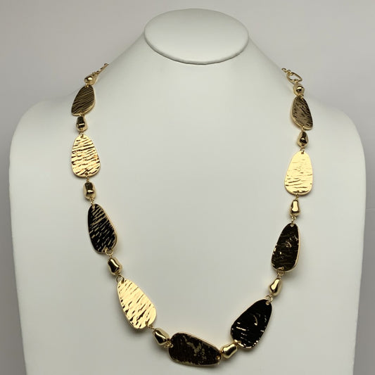 Oval Ribbed Textured Long Chain Necklace