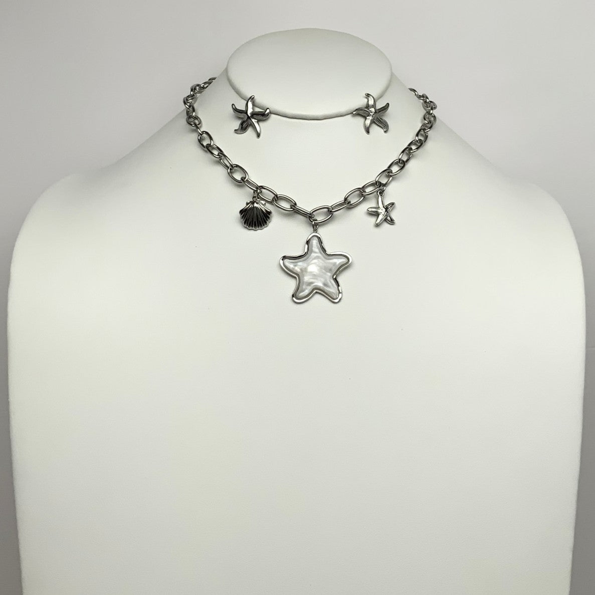 Sparkly Lucite Starfish & Charms Pendant Necklace Set