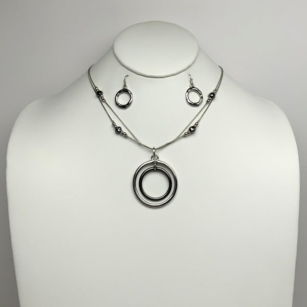 Circle Drop Metallic Snake Chain Layered Necklace Set