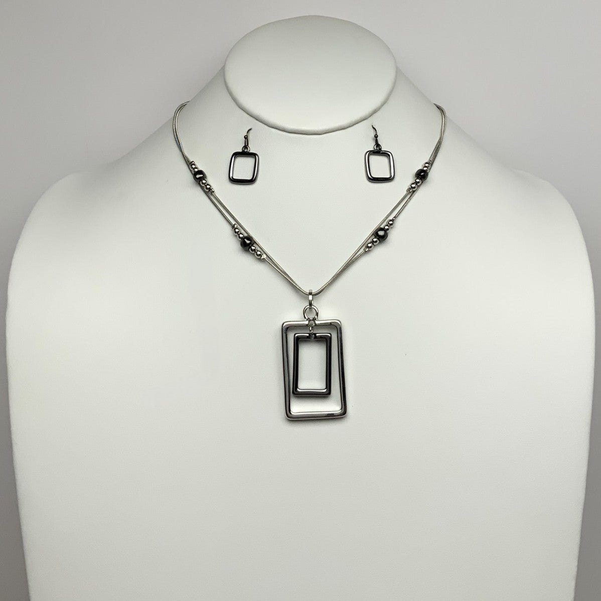 Rectangle Drop Piece Metallic Layered Necklace Set