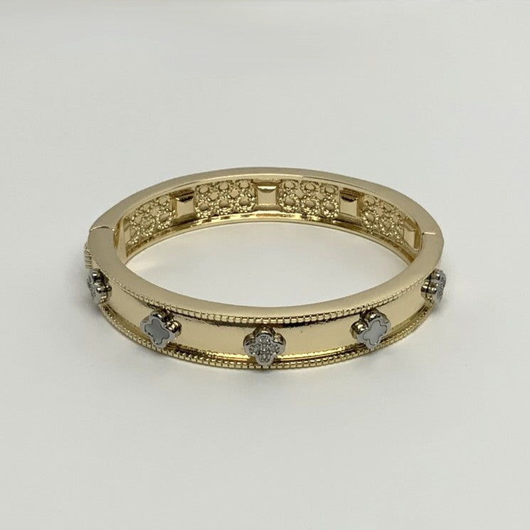 Statement Chunky Clover Bracelet