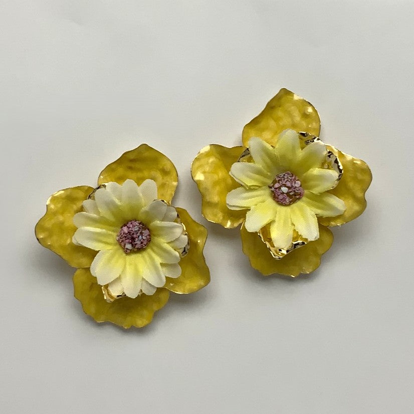 Metal w/ Fabric Flower Earrings
