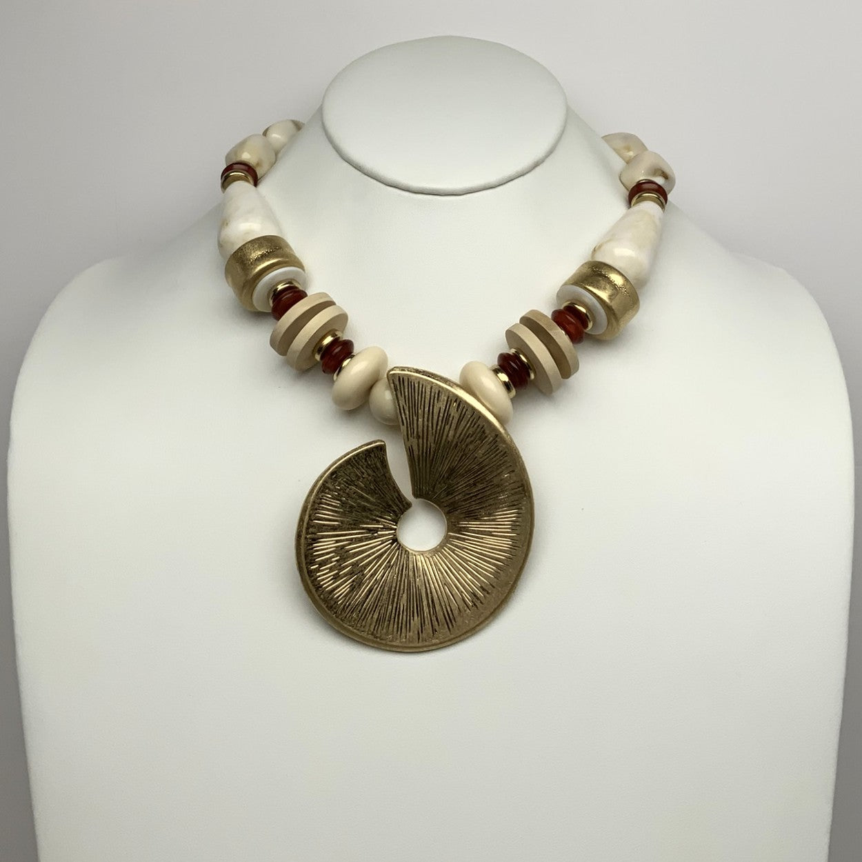 Mix Bead Shapes Curved Metal Piece Pendant Necklace