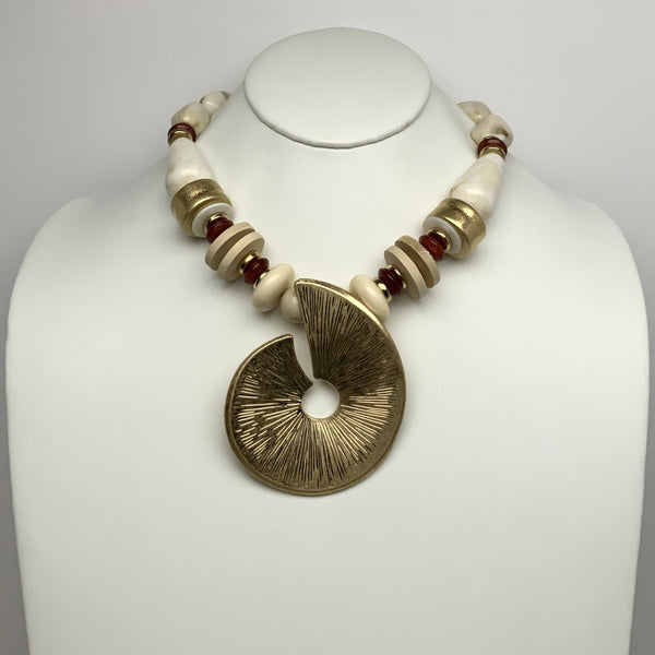 Mix Bead Shapes Curved Metal Piece Pendant Necklace