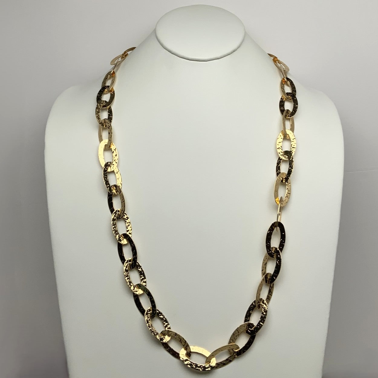 Flat Textured Metal Chain Necklace