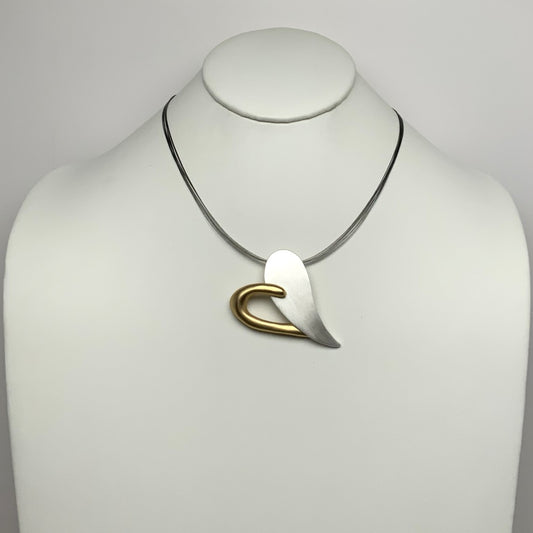 Wire Matte Heart Pendant Necklace