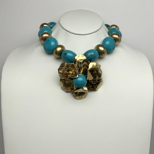 Chunky Lucite Metallic Beads w/ Metal Flower Pendant Necklace