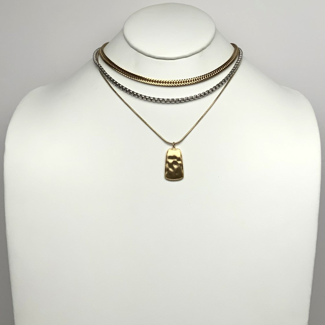 Layered Box Chain Pendant Necklace