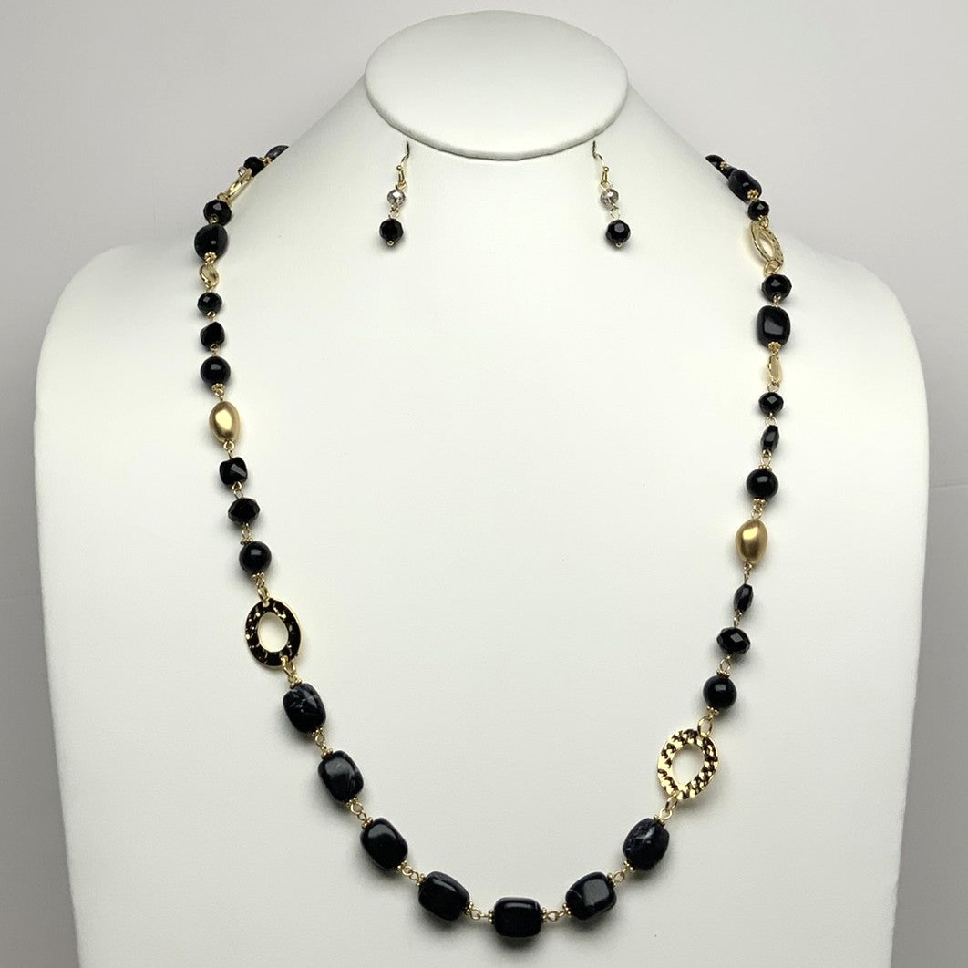 Long Lucite Bead Flat Metal Circle Necklace Set