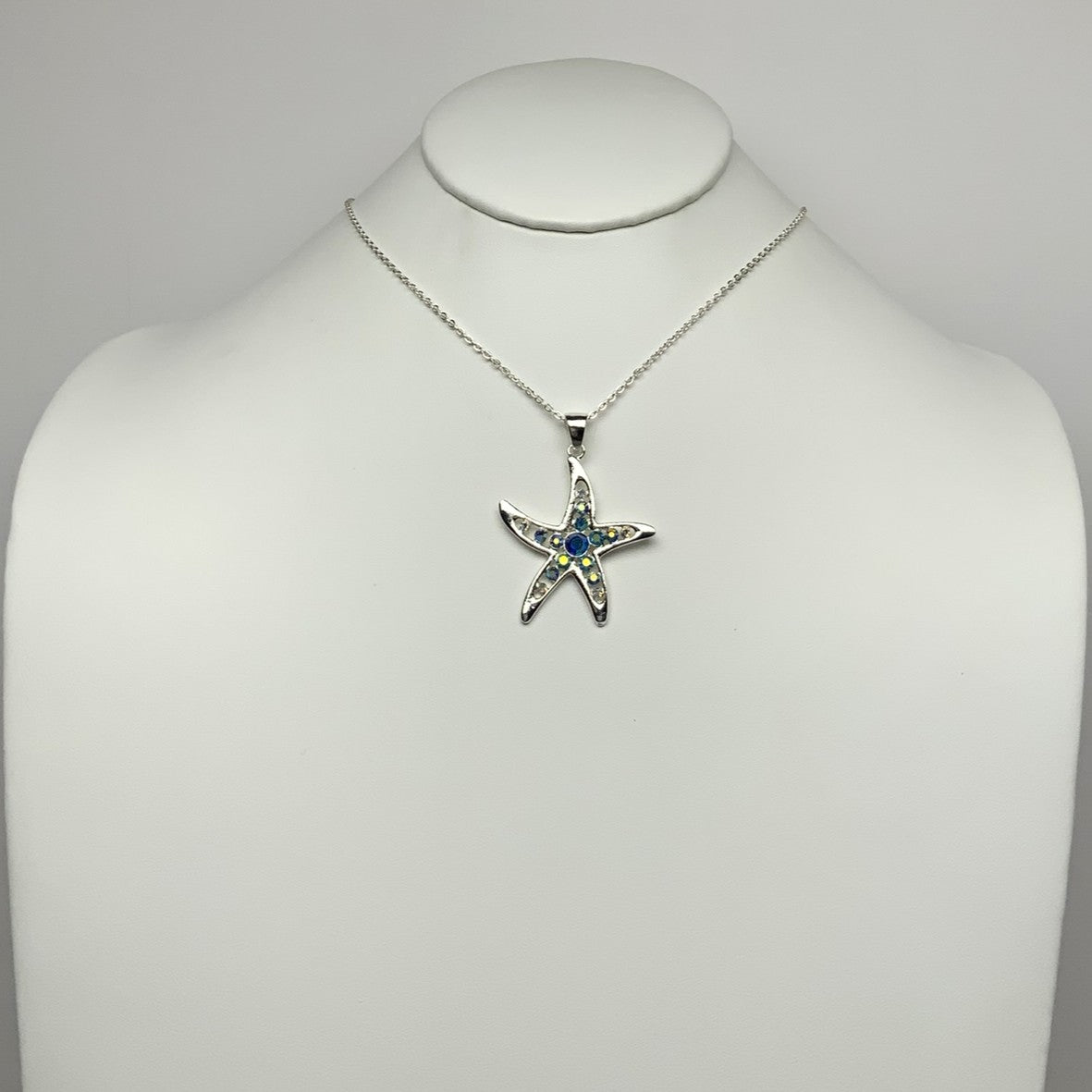 Rhinestone Starfish Pendant Necklace