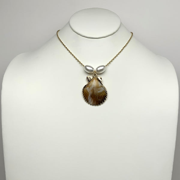 Seashell Pearl Drop Necklace