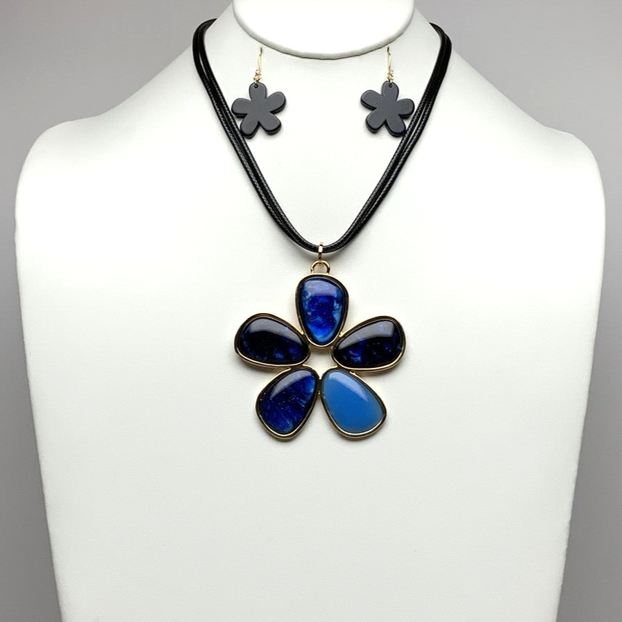 Flower Cord Necklace Set