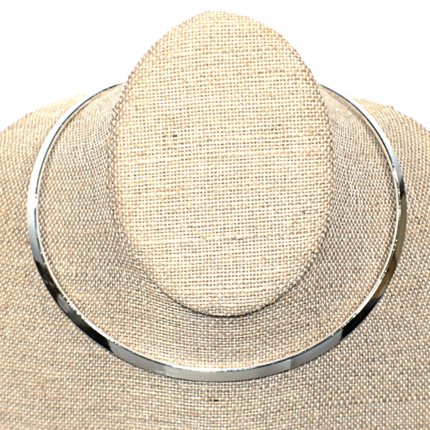 Cuff Choker