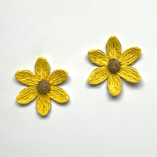 Straw Flower Earring