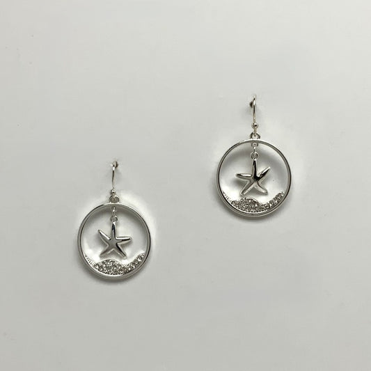 Metal Circle with Starfish and Rhinestone Wave Earring