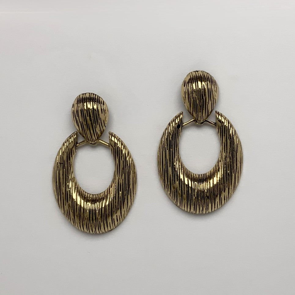 Textured Metal Oval Door Knocker Clip Earring