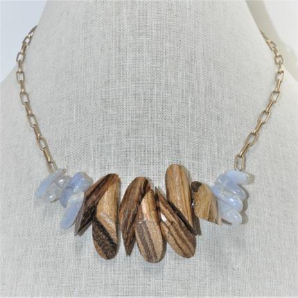 natural stone wooden abstract design short necklace