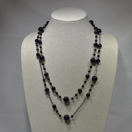 Black Beads Black Chain