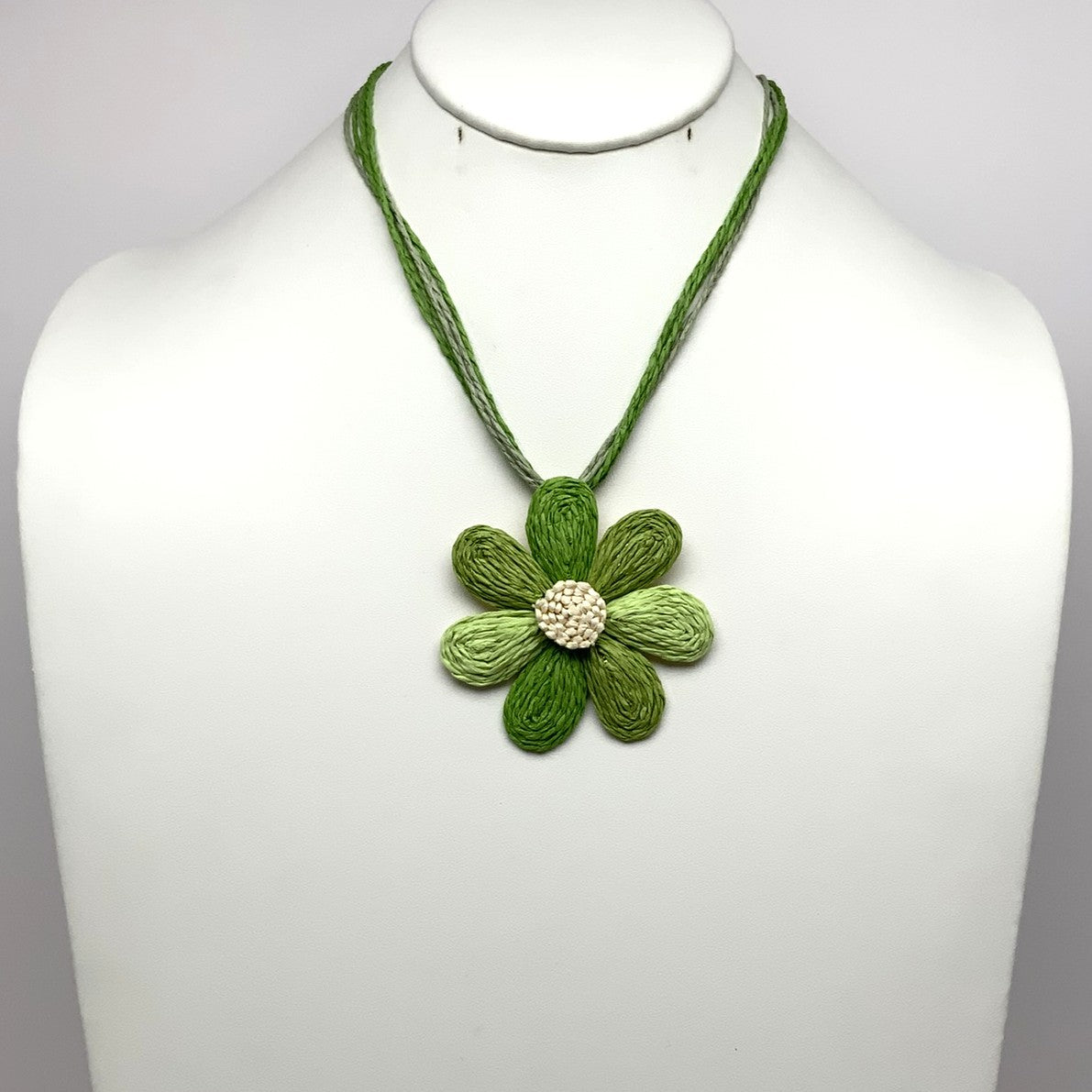 Short Straw/Wicker Flower Necklace