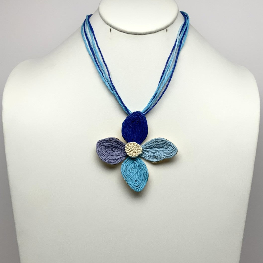 Short Straw/Wicker Flower Necklace