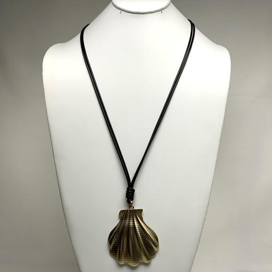 Long Double Vinyl Cord with Metal Scallop Shell Pendant