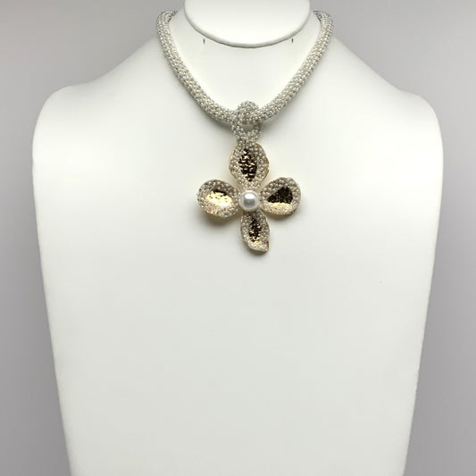 Short Pearl and Bling Necklace with Flower Pendant