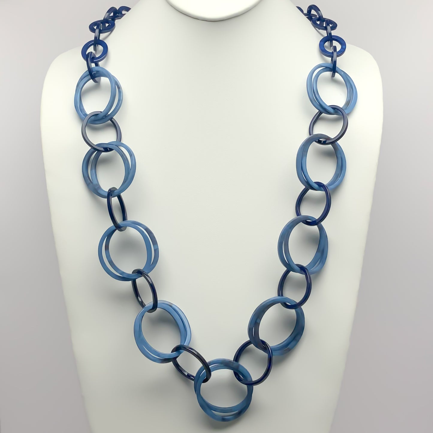 Circle Lucite Link Necklace
