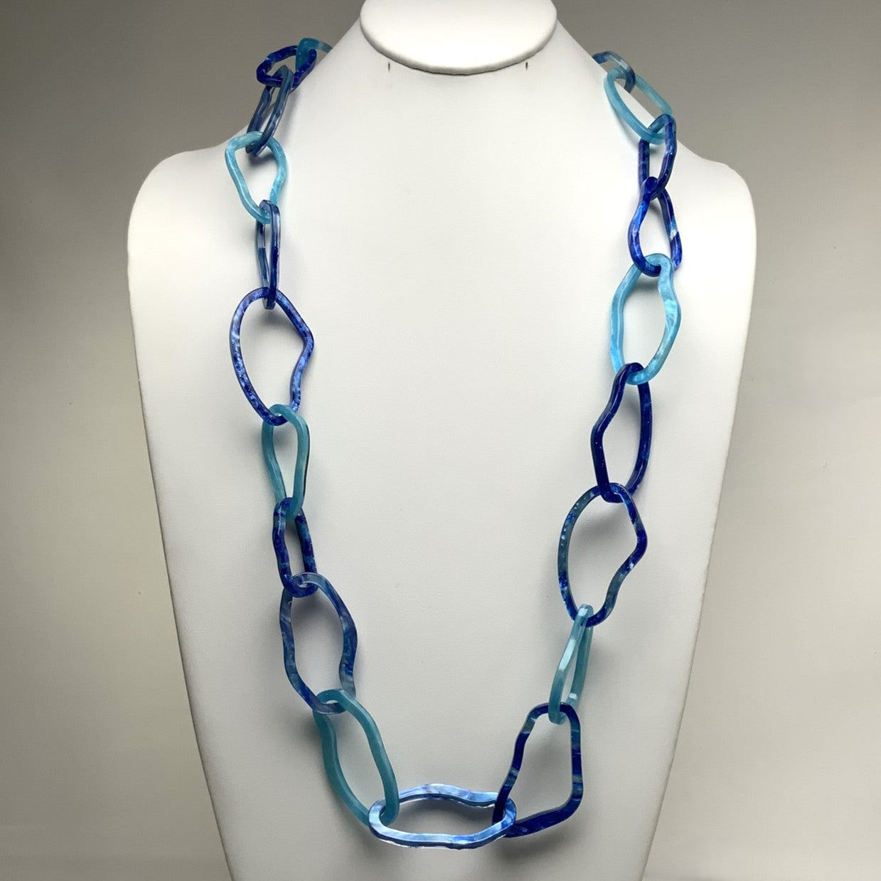 Long Lucite Abstracted Chain Link Necklace